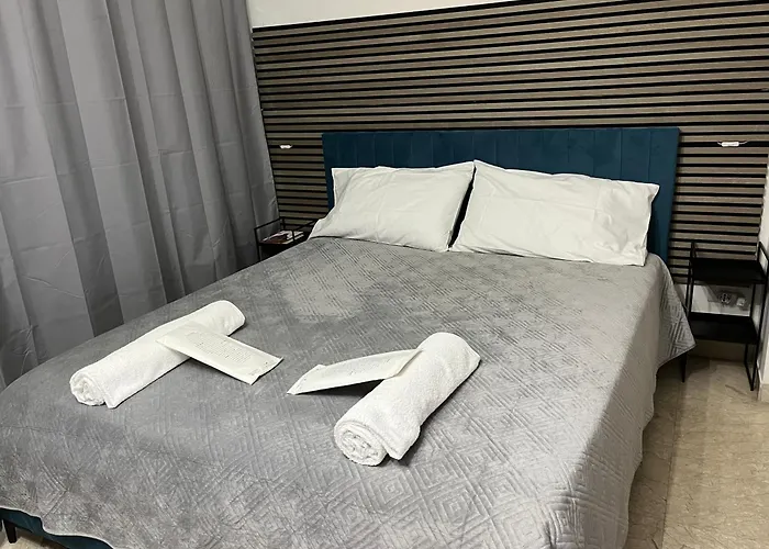 Luxury 住宿加早餐酒店 3*